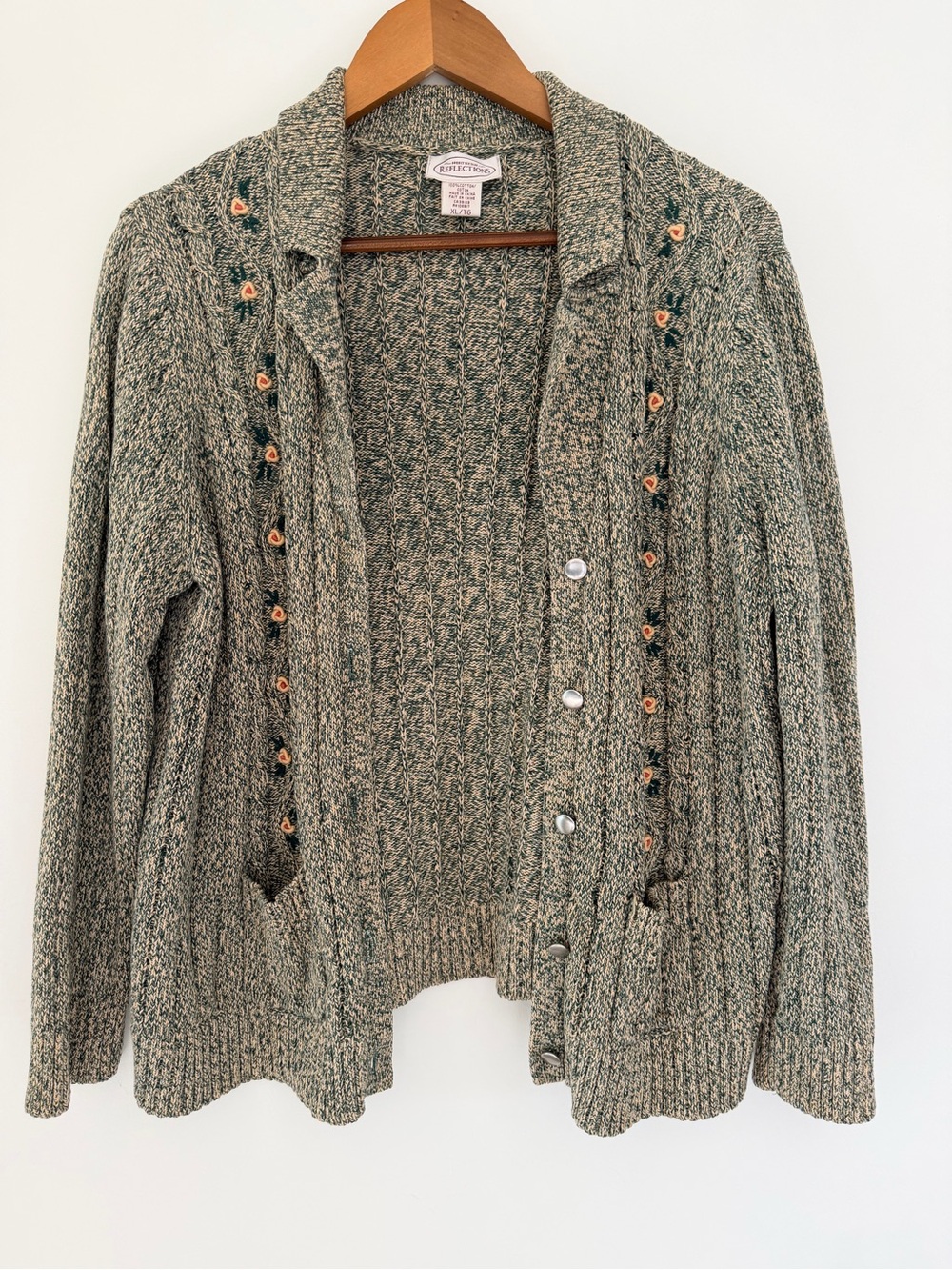 Vintage Northern Reflections Green Knit Cardigan with floral design